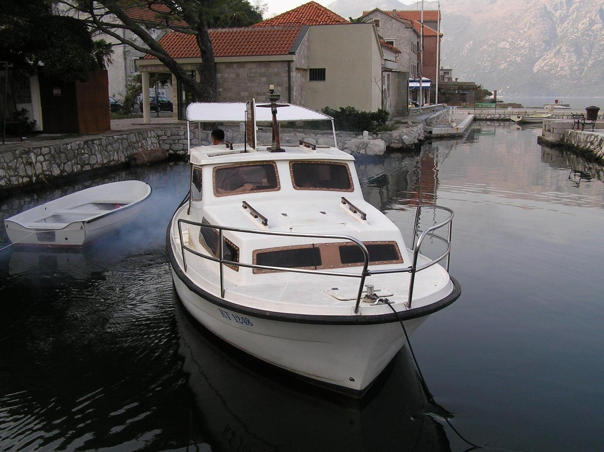 Djurovic Apartments Montenegro Котор Екстер'єр фото